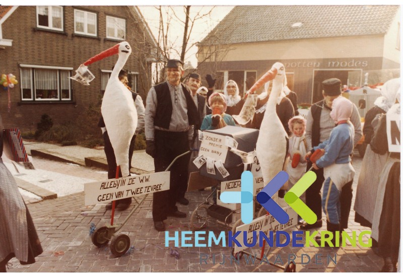 Carnaval 1986 Klaproosstraat Coll. Lamers- Hendriks (3)